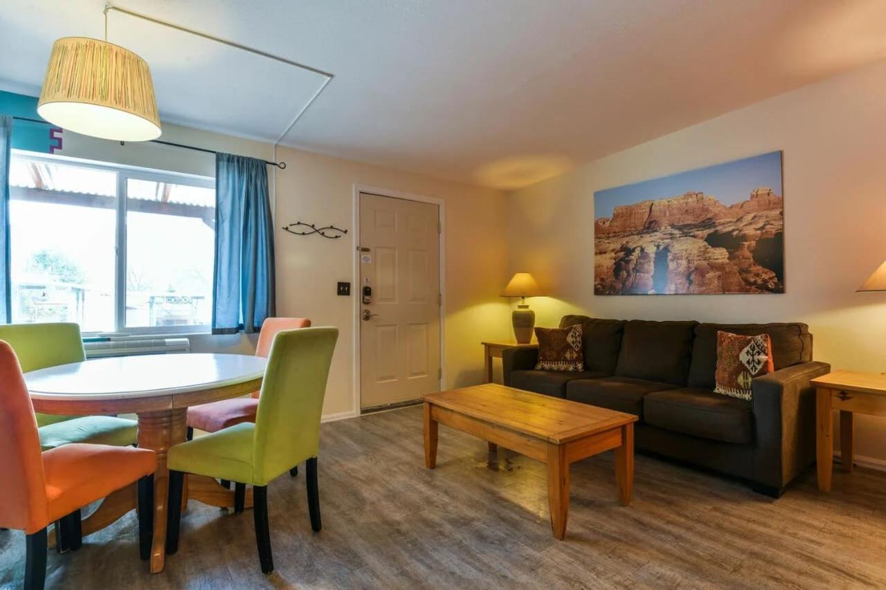 Charming 2 Bedroom Near Downtown - Rose Tree 1 Moab Exterior photo