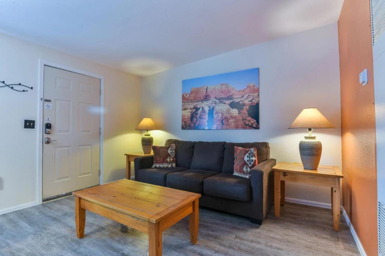Charming 2 Bedroom Near Downtown - Rose Tree 1 Moab Exterior photo