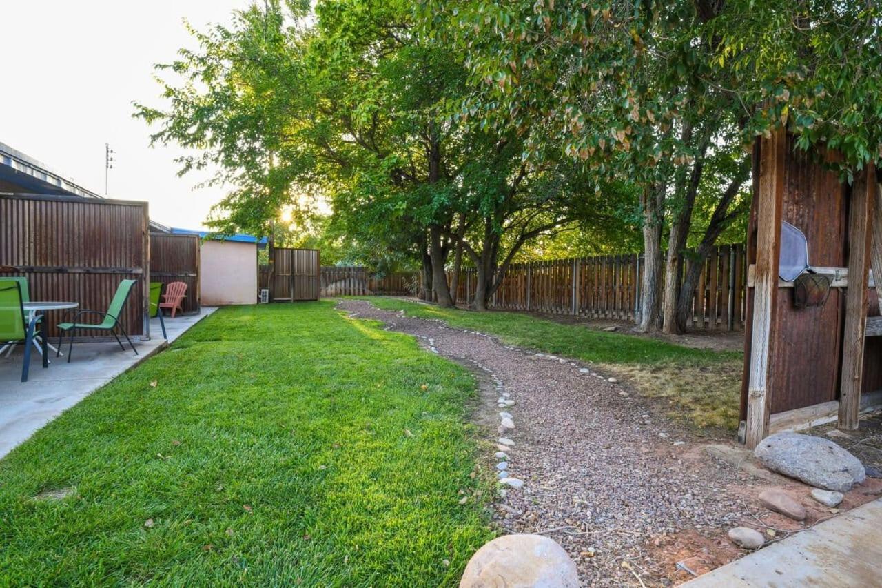 Charming 2 Bedroom Near Downtown - Rose Tree 1 Moab Exterior photo