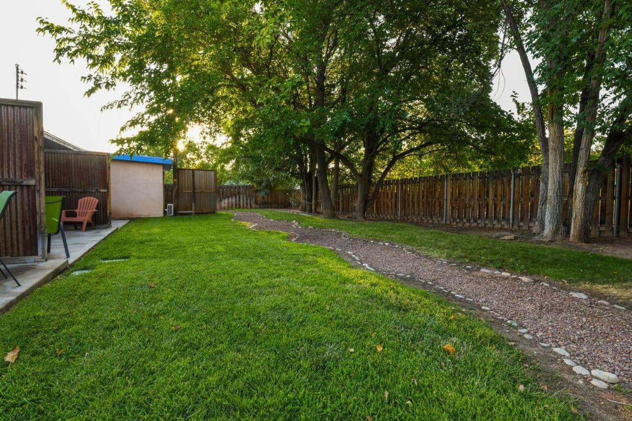 Charming 2 Bedroom Near Downtown - Rose Tree 1 Moab Exterior photo