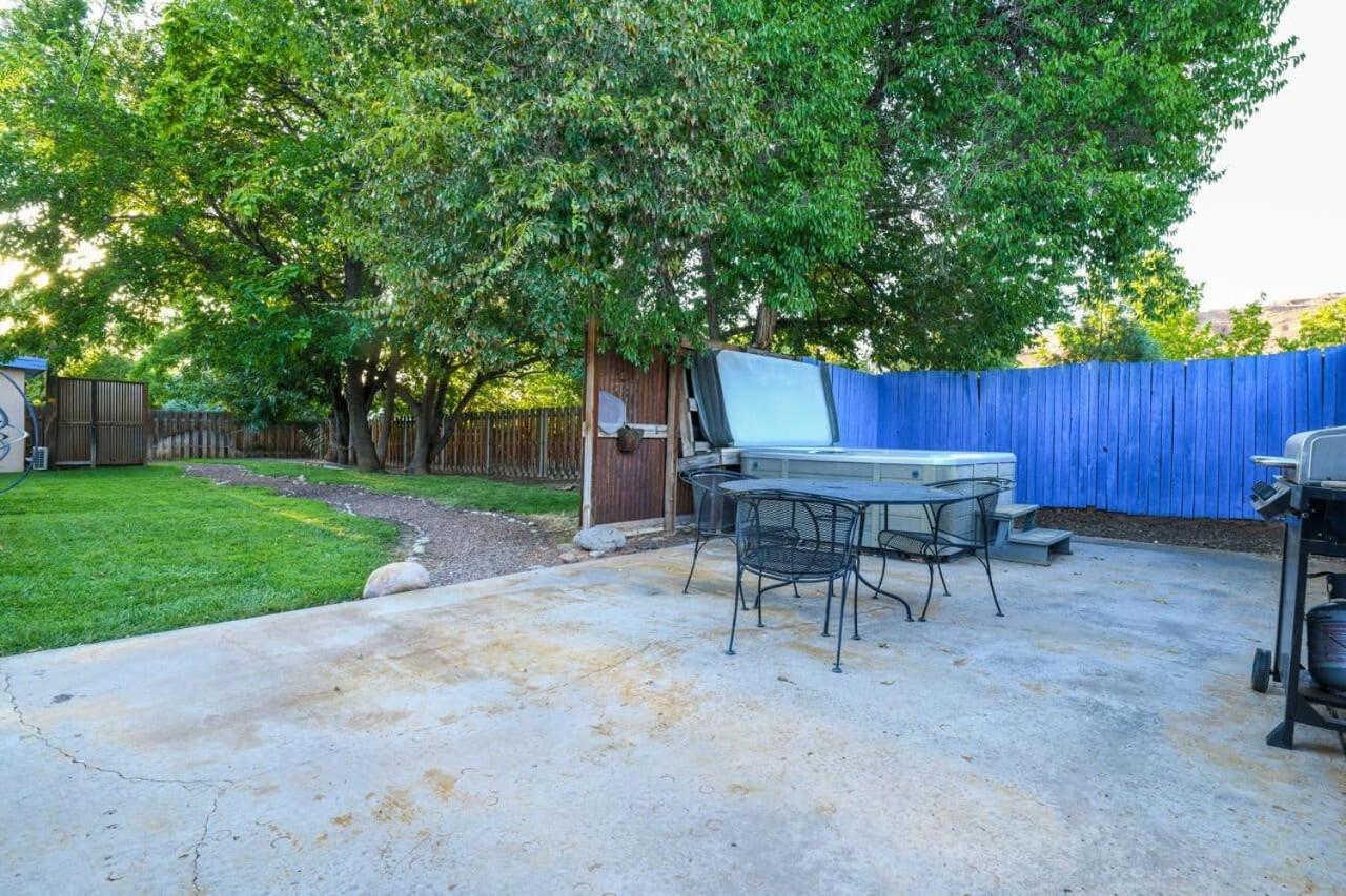 Charming 2 Bedroom Near Downtown - Rose Tree 1 Moab Exterior photo