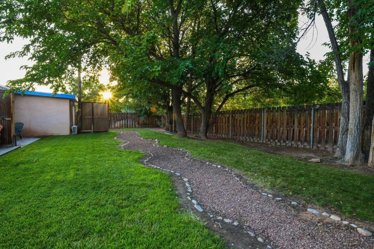 Charming 2 Bedroom Near Downtown - Rose Tree 1 Moab Exterior photo