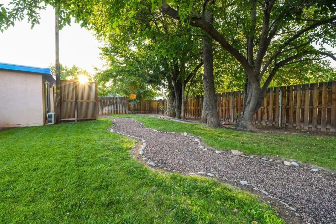 Charming 2 Bedroom Near Downtown - Rose Tree 1 Moab Exterior photo